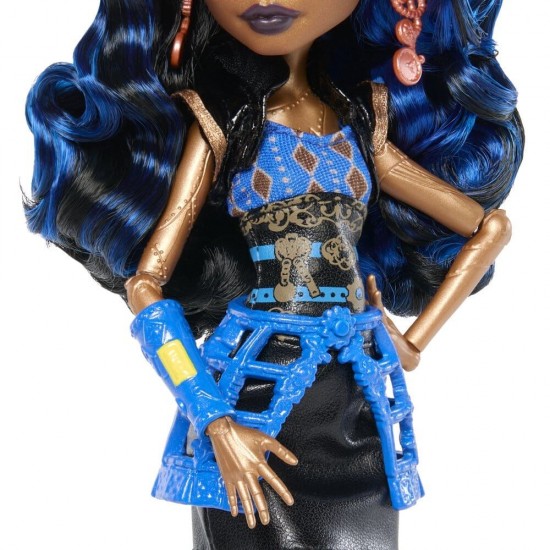 Monster High Repro Robecca Steam doll