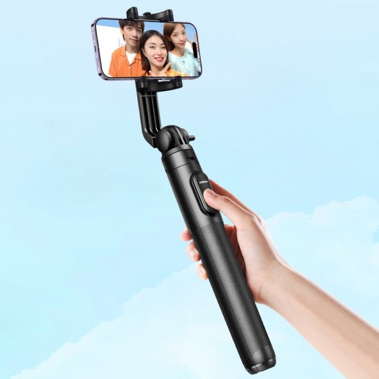 Selfie stick Ugreen LP586 telescopic tripod with Bluetooth remote control 1.5m - black