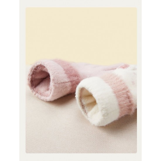 Women's winter telephone gloves with a snowman and a Christmas tree - white and pink