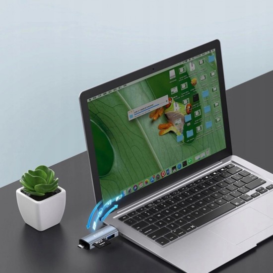 Tech-Protect UltraBoost SD/micro SD card reader with USB-C/USB-A connectors - gray