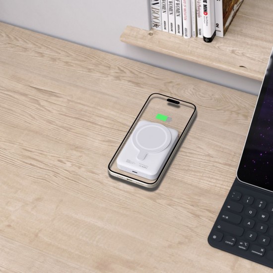 Tech-Protect LifeMag PB11 Powerbank with MagSafe 10000mAh 15W USB-C port - white + USB-C cable