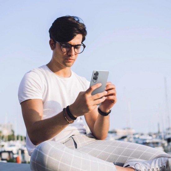 Spigen Optik Pro GLAS.TR 