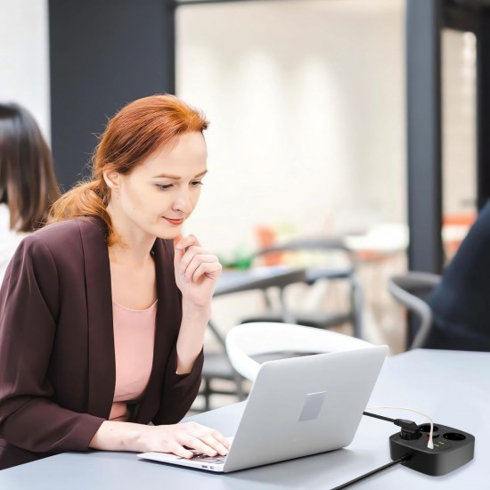 Tech-Protect PCS3X4 power strip, 3 sockets, 2xUSB-A, 2xUSB-C 200 cm - black