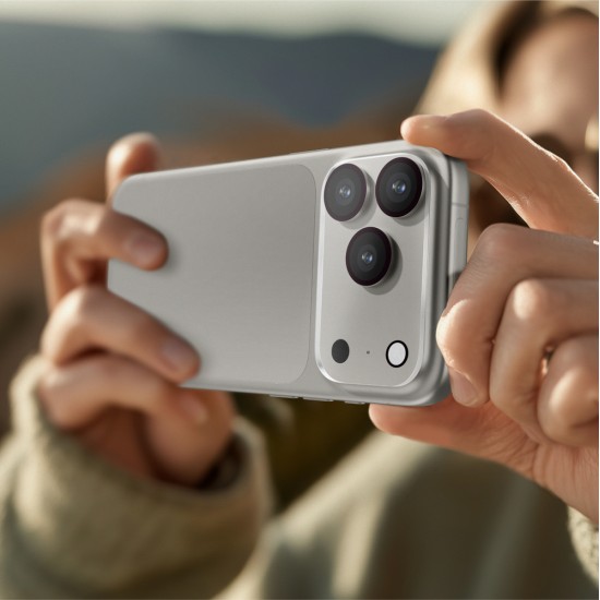 AmazingThing Full Lens Glass for iPhone 17 Pro Max