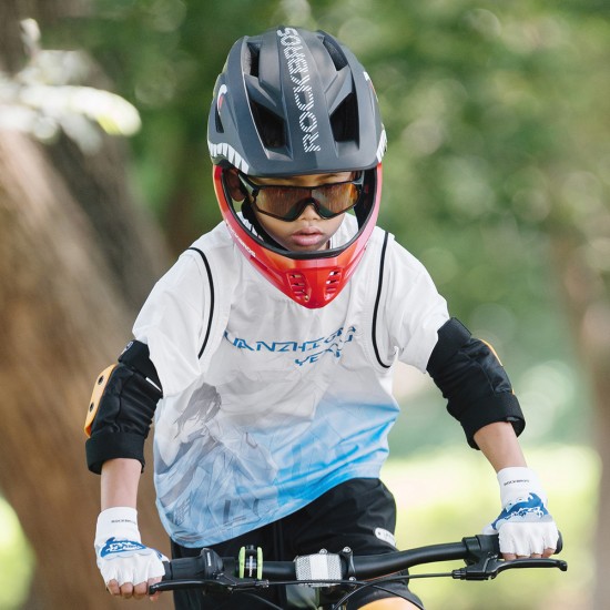 Rockbros TT-32005 Shark Children's Bike Helmet with Detachable Jaw Size M (54-58) - Black