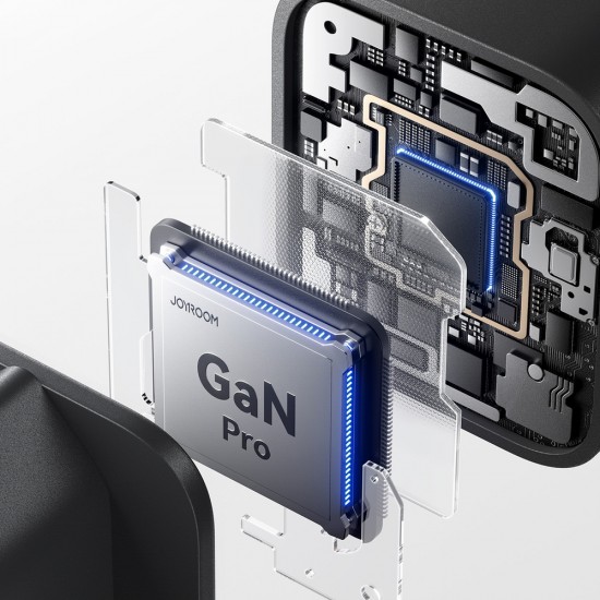 Joyroom JR-TO1 GaN 45 USB-C Lightning USB-A Wall Charger - Black