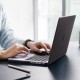 Etui Spigen AirSkin na MacBook Pro 14