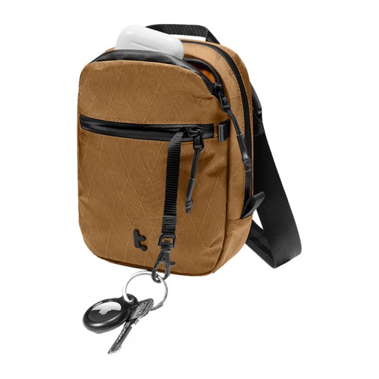 Τσάντα ταξιδίου TOMTOC Aviator-T37 με ιμάντα ώμου X-Pac 1.3L (καφέ)